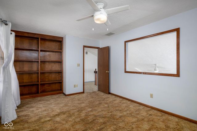 215 Black Maple Court, Greenwood, IN 46143