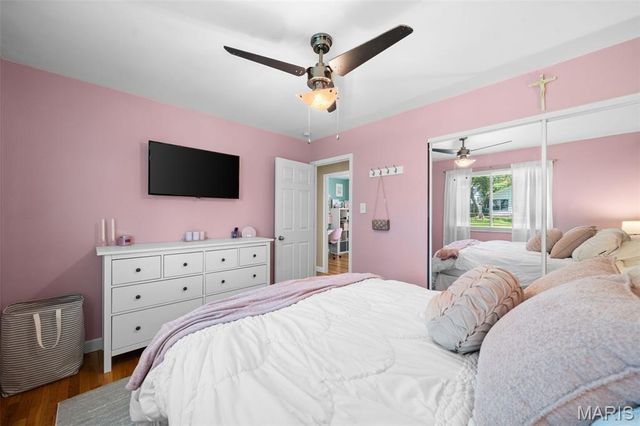2431 Wesington Drive, Maryland Heights, MO 63043