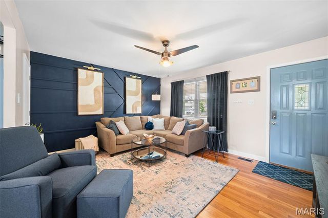 2431 Wesington Drive, Maryland Heights, MO 63043