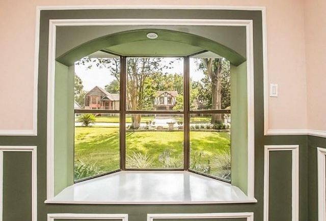 19714 Burle Oaks Ct, Humble, TX 77346