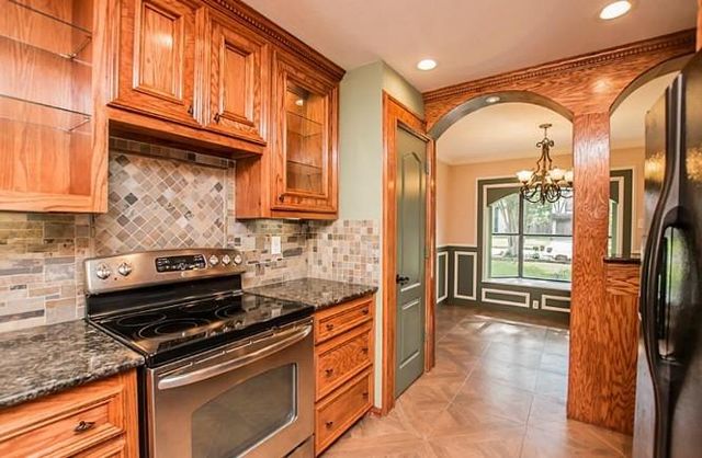 19714 Burle Oaks Ct, Humble, TX 77346