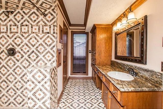 19714 Burle Oaks Ct, Humble, TX 77346