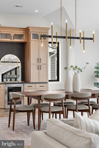 1225 JENNIFER LN, Manahawkin, NJ 08050