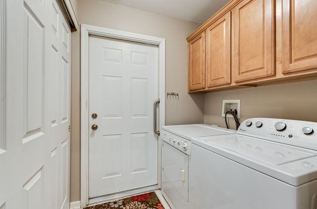1920 TIMBERS EDGE Circle 1920, Joliet, IL 60431