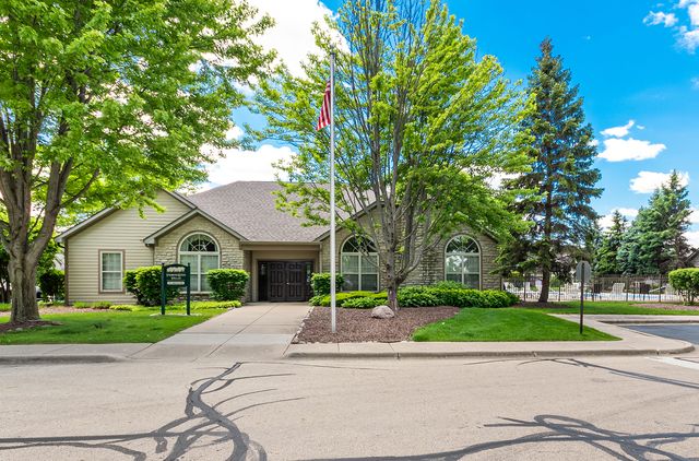 1920 TIMBERS EDGE Circle 1920, Joliet, IL 60431