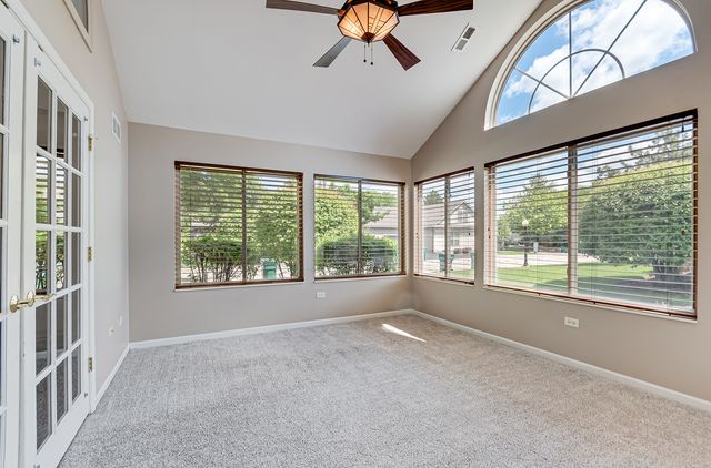 1920 TIMBERS EDGE Circle 1920, Joliet, IL 60431