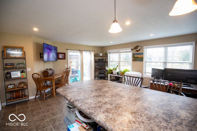 1675 Twin Oaks Drive, North Vernon, IN 47265