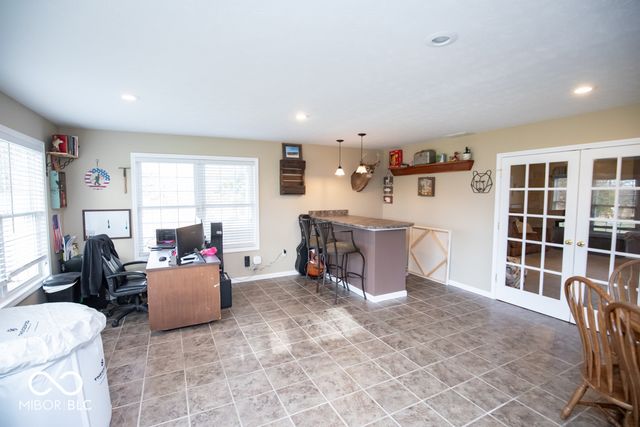 1675 Twin Oaks Drive, North Vernon, IN 47265