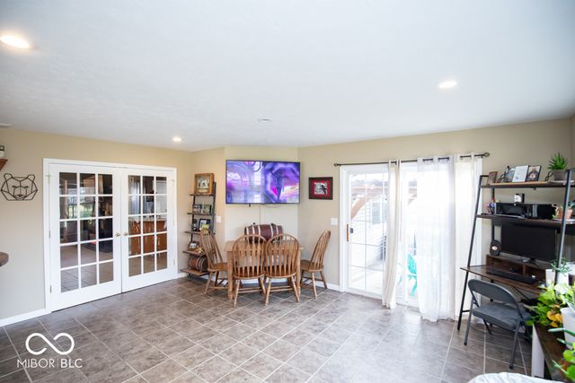 1675 Twin Oaks Drive, North Vernon, IN 47265