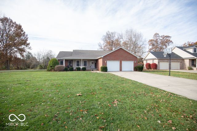 1675 Twin Oaks Drive, North Vernon, IN 47265