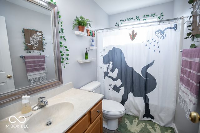 1675 Twin Oaks Drive, North Vernon, IN 47265