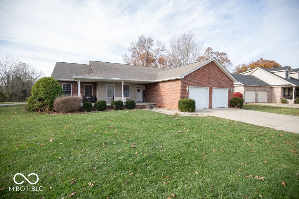 1675 Twin Oaks Drive, North Vernon, IN 47265