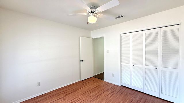 10105 Oak Hollow DR, Austin, TX 78758