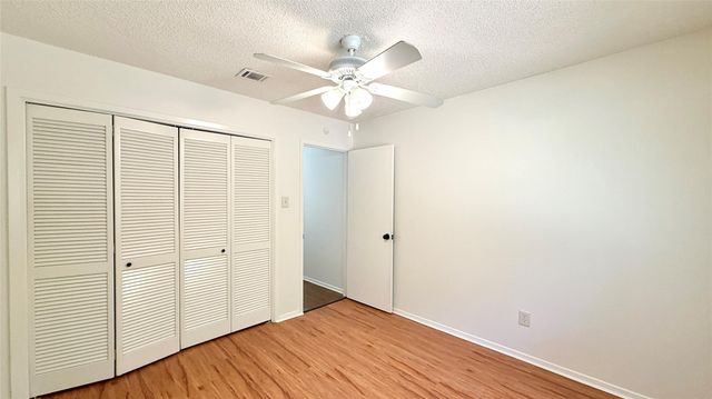10105 Oak Hollow DR, Austin, TX 78758