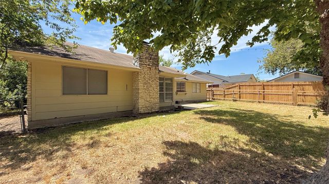10105 Oak Hollow DR, Austin, TX 78758