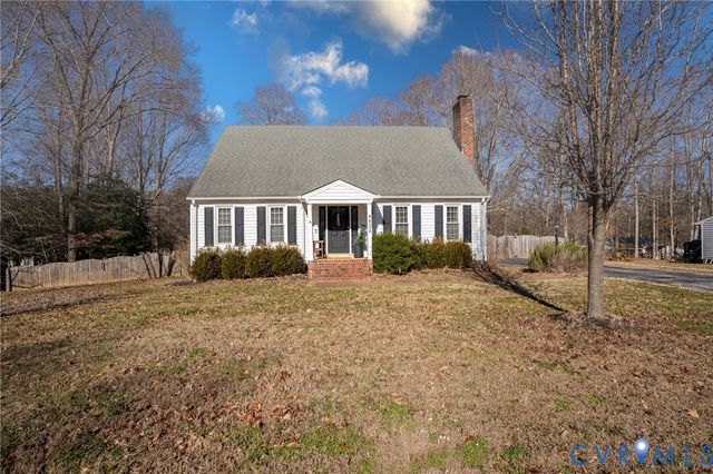 4802 Stockholm Dr, Sandston, VA 23150