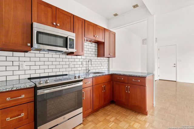 7707 Broadway Apt 12, San Antonio, TX 78209