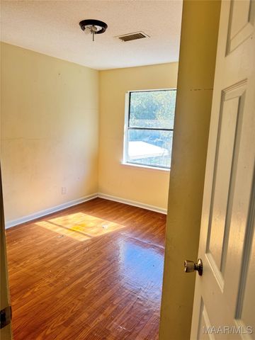 1206 Seth Johnson Drive, Montgomery, AL 36116