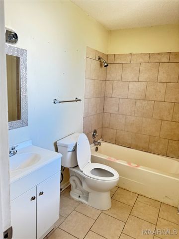 1206 Seth Johnson Drive, Montgomery, AL 36116