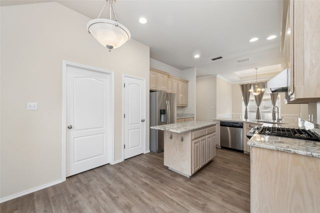 8953 Saranac Trail, Fort Worth, TX 76118