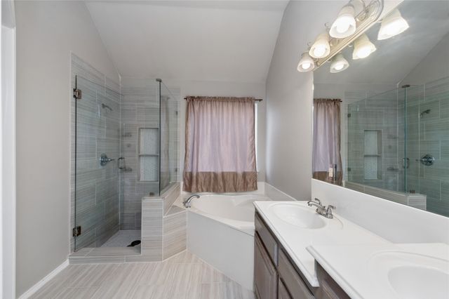 8953 Saranac Trail, Fort Worth, TX 76118