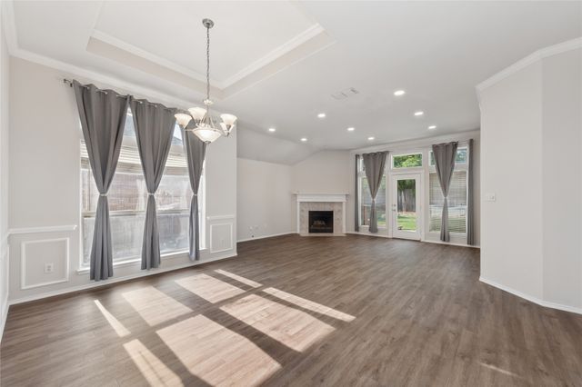 8953 Saranac Trail, Fort Worth, TX 76118