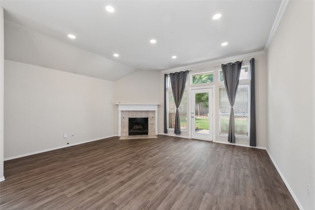 8953 Saranac Trail, Fort Worth, TX 76118
