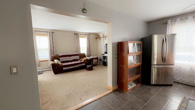 648 Tigola Trail, Stoddard, NH 03464