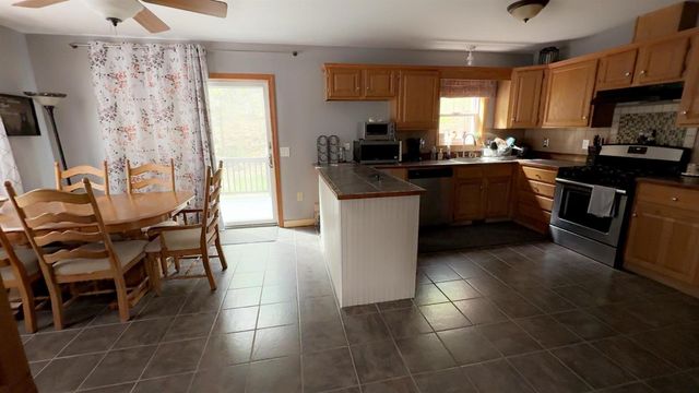 648 Tigola Trail, Stoddard, NH 03464