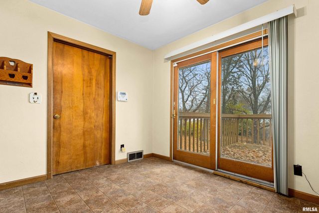 5112 PFEIFFER Road, Bartonville, IL 61607