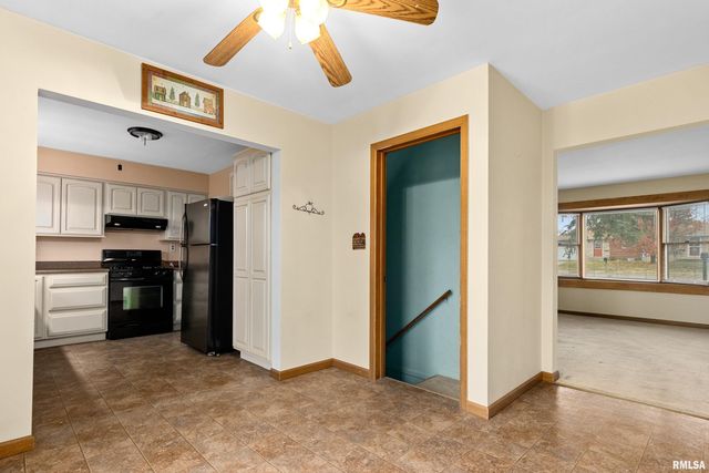 5112 PFEIFFER Road, Bartonville, IL 61607