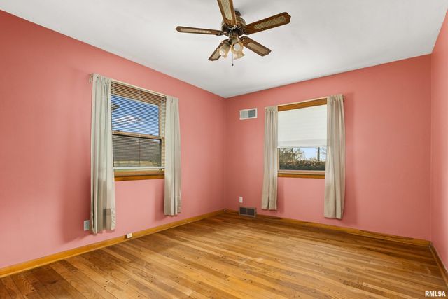 5112 PFEIFFER Road, Bartonville, IL 61607