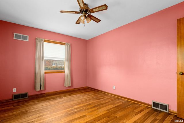 5112 PFEIFFER Road, Bartonville, IL 61607