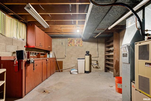 5112 PFEIFFER Road, Bartonville, IL 61607