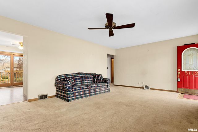 5112 PFEIFFER Road, Bartonville, IL 61607