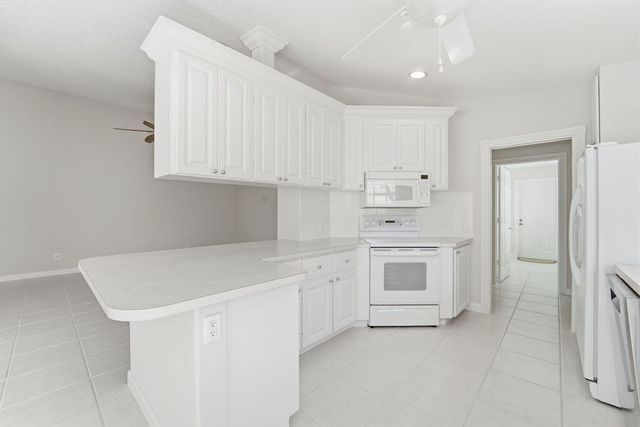 8439 SE Retreat Drive, Hobe Sound, FL 33455