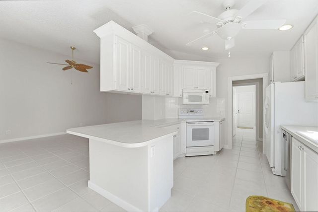 8439 SE Retreat Drive, Hobe Sound, FL 33455