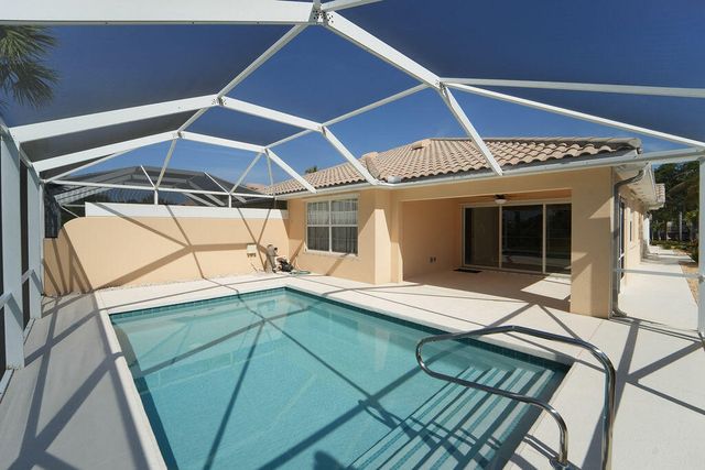 8439 SE Retreat Drive, Hobe Sound, FL 33455