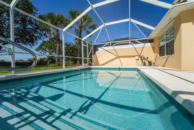 8439 SE Retreat Drive, Hobe Sound, FL 33455