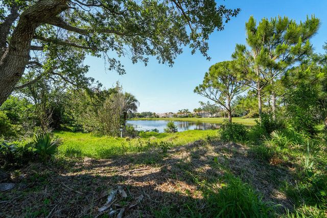 8439 SE Retreat Drive, Hobe Sound, FL 33455