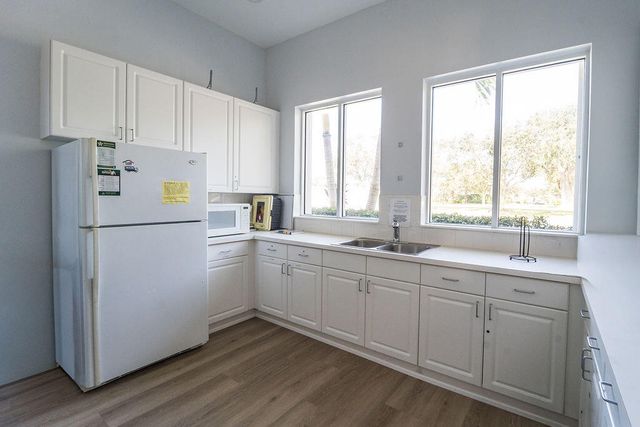 8439 SE Retreat Drive, Hobe Sound, FL 33455