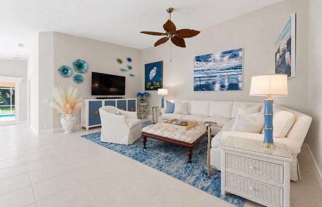 8439 SE Retreat Drive, Hobe Sound, FL 33455