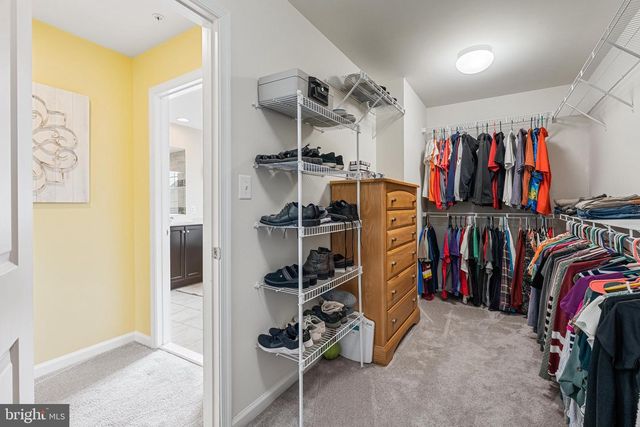 8432 CLIFFVIEW LN, Frederick, MD 21704