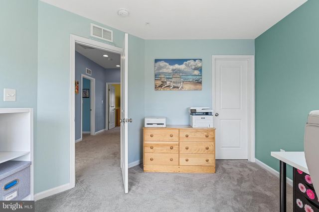8432 CLIFFVIEW LN, Frederick, MD 21704