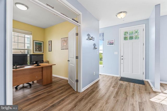 8432 CLIFFVIEW LN, Frederick, MD 21704