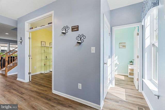 8432 CLIFFVIEW LN, Frederick, MD 21704