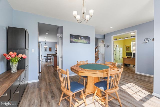 8432 CLIFFVIEW LN, Frederick, MD 21704