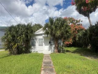 121 KENSINGTON AVENUE, Deland, FL 32724