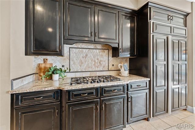 12932 Sunset Bluff Court, St Louis, MO 63127