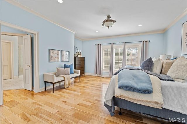 12932 Sunset Bluff Court, St Louis, MO 63127